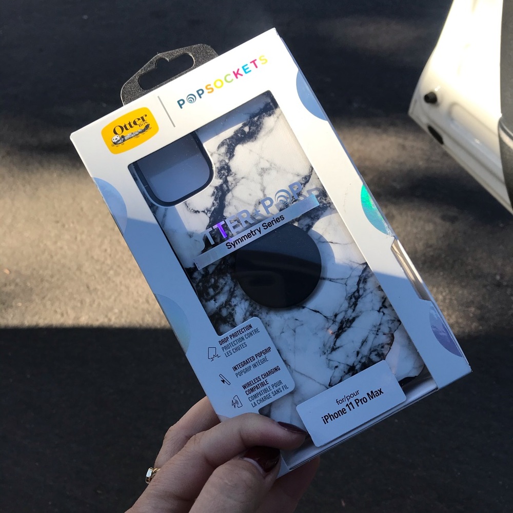 NEW! OtterBox POP Socket for iPhone 11 ProMax